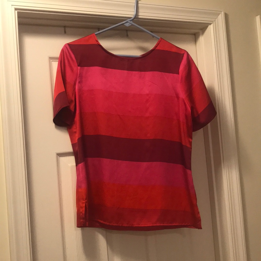 pink and red blouse